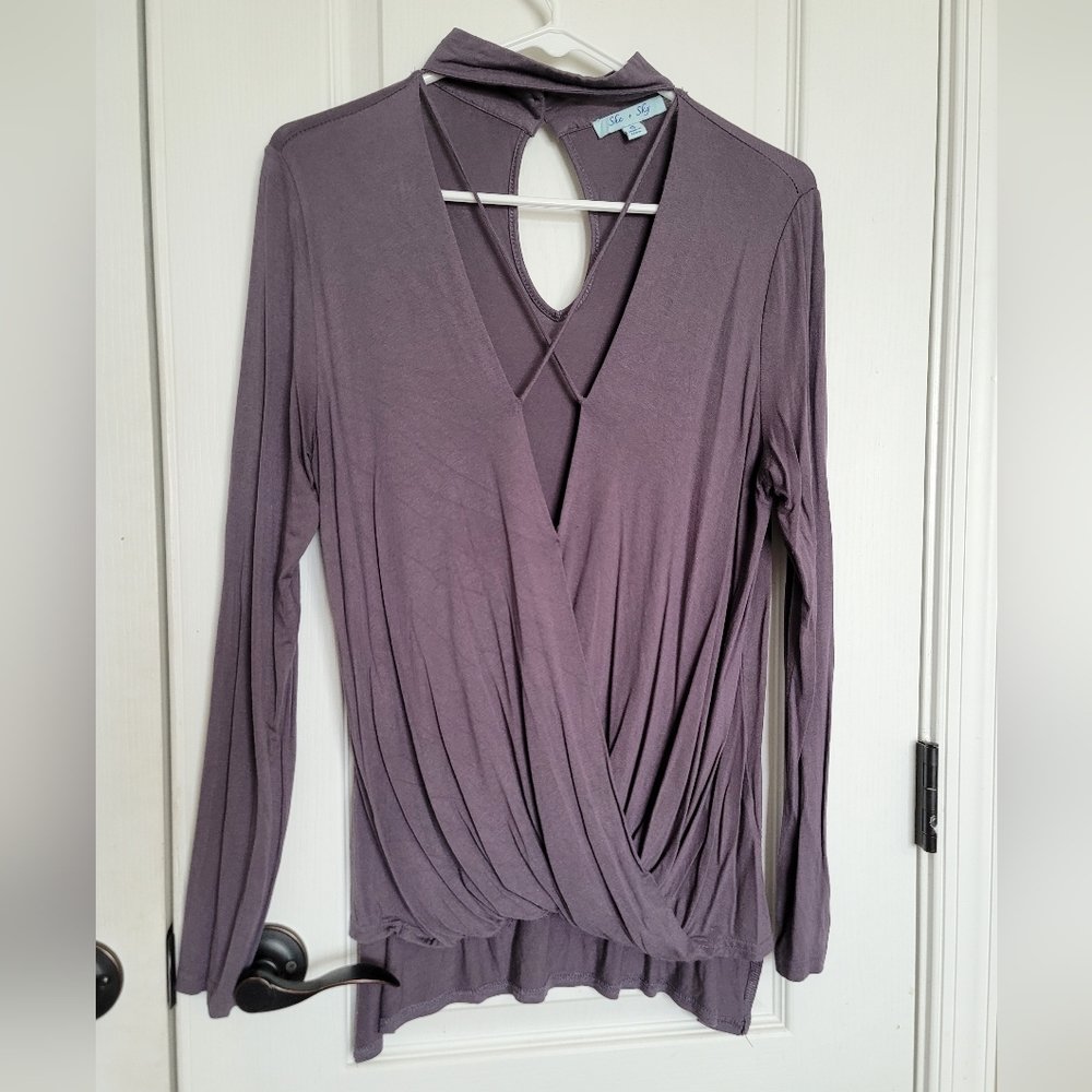 She + Sky High/Low Surplice Long Sleeve Top | Size Small
